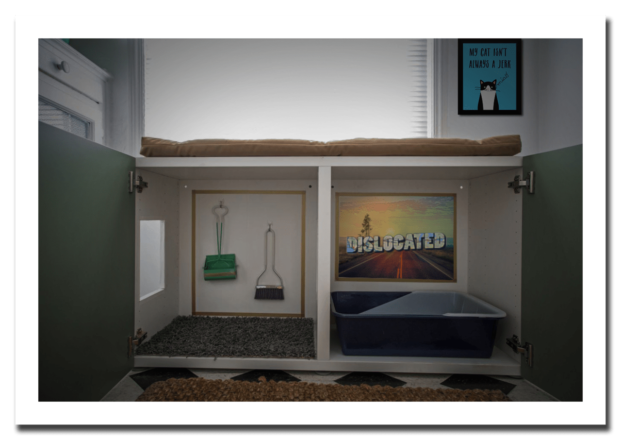 Eloise Litter (with shadow)